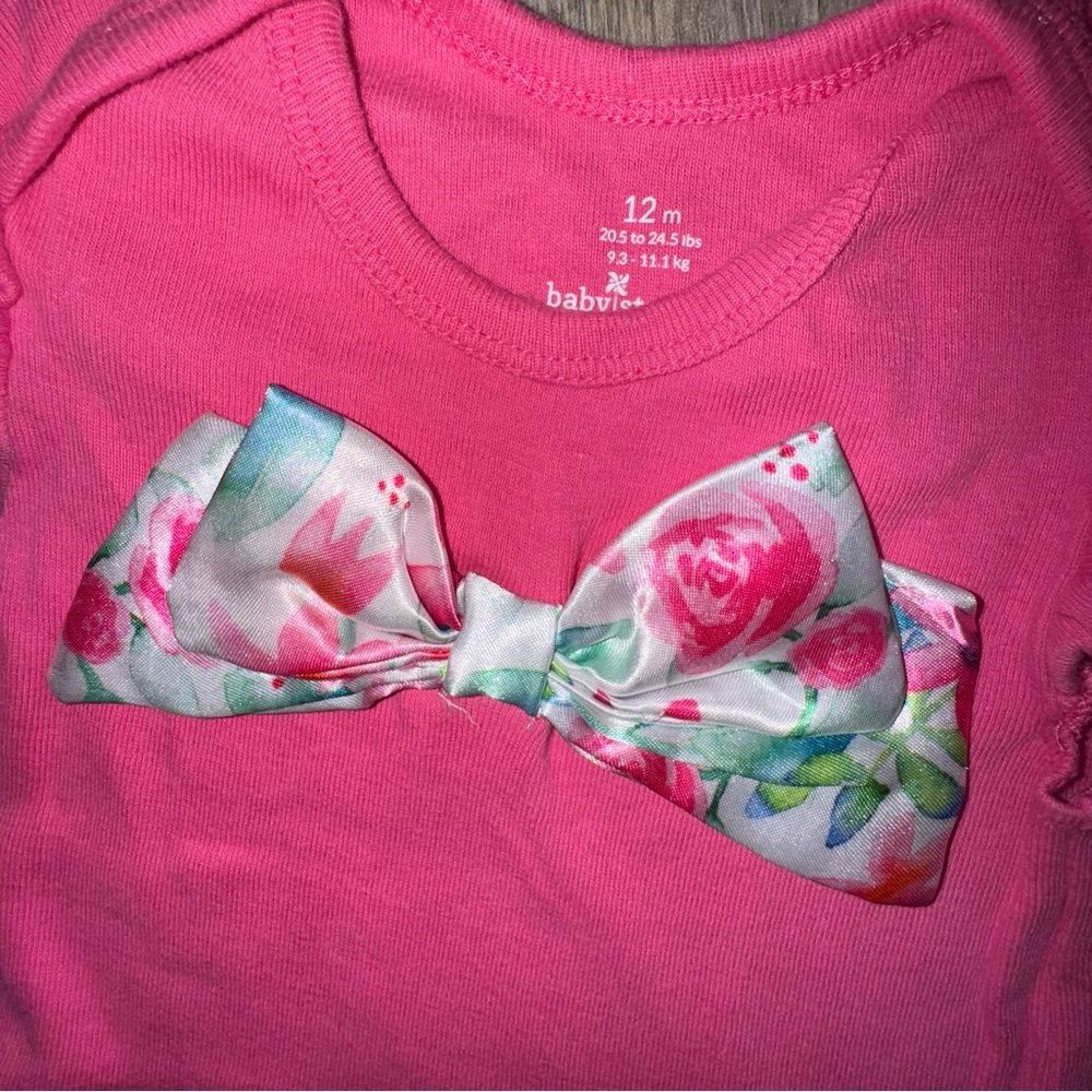 ☀️6/$20☀️ Baby Starters Fuchsia Bow Onesie - Picture 5 of 8